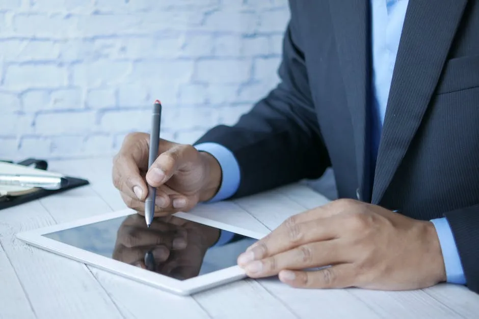 Wet Signature vs. Electronic Signature: Notary Rules Explained